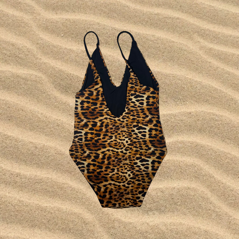 nina one piece club karma Large