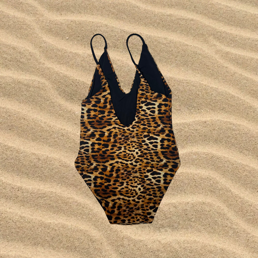 nina one piece club karma Large